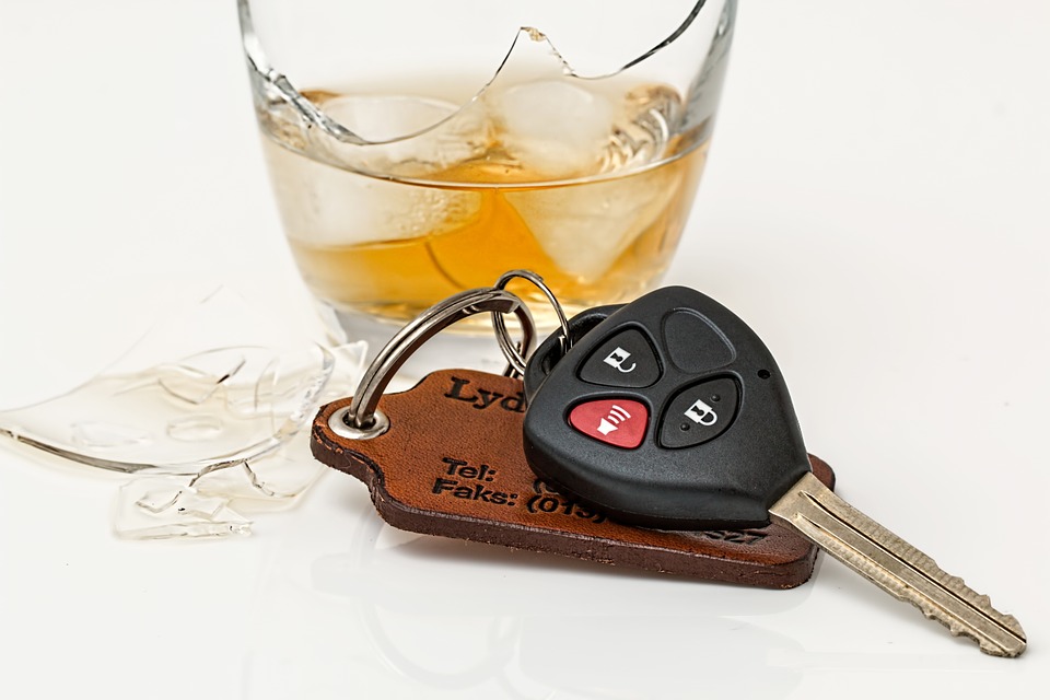 drink-driving-808790_960_720